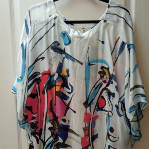 Dolcezza Top or Beach Cover - Picture 3 of 13